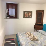 Blue Portrait House Apartment *