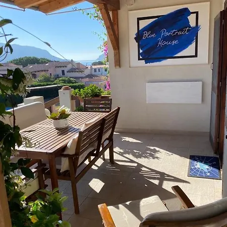 Blue Portrait House Apartment Golfo Aranci