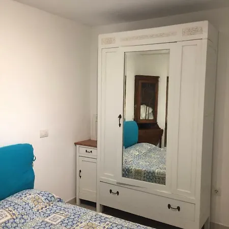 Blue Portrait House * Golfo Aranci