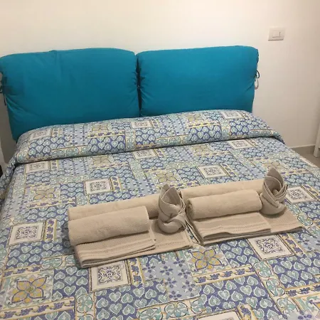 Blue Portrait House Apartamento Golfo Aranci