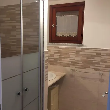Blue Portrait House Apartament Golfo Aranci
