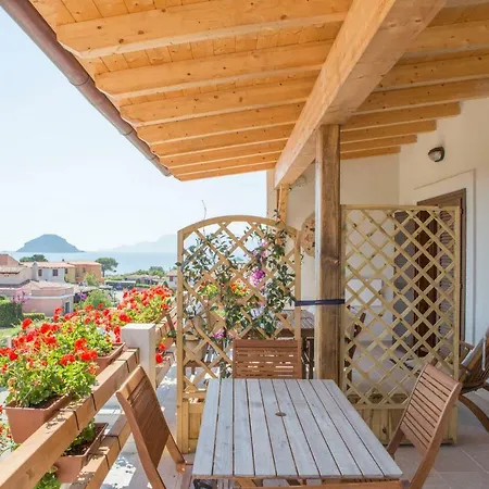 Blue Portrait House Golfo Aranci