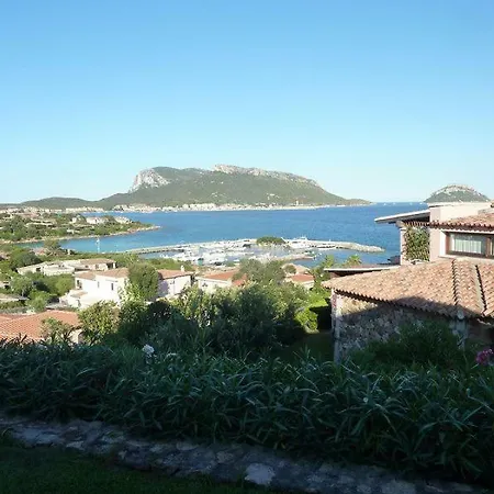 Blue Portrait House Golfo Aranci