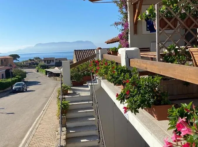 Blue Portrait House * Golfo Aranci