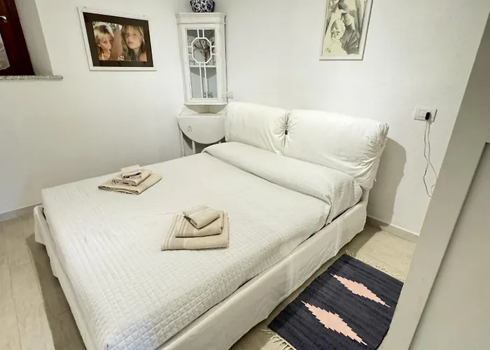 Blue Portrait House Apartman